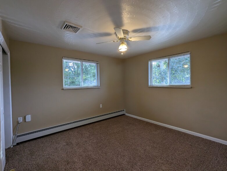 West bedroom - 720 21st Street