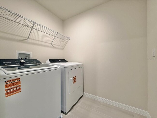 Building Photo - 16270 Merry Aly