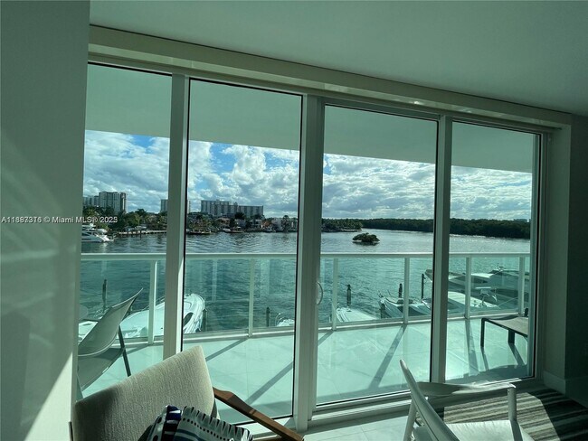 Building Photo - 400 Sunny Isles Blvd