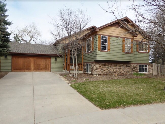 Building Photo - 5 Bedroom Single Family Home in Fort Collins