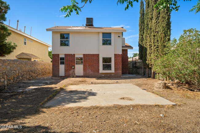 Building Photo - 11429 Lake Nasser Dr