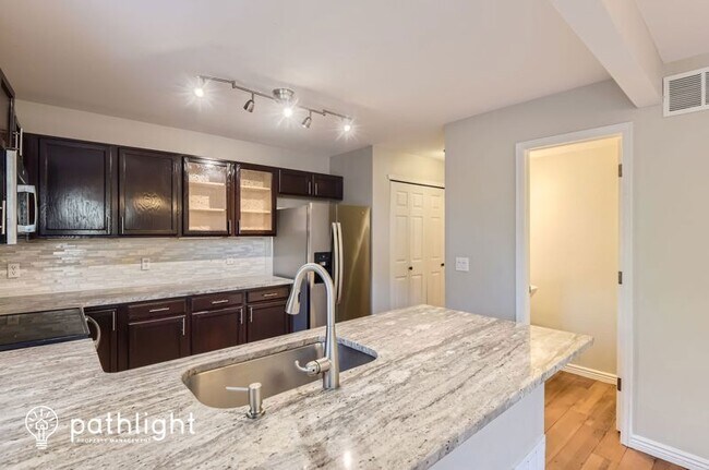 Building Photo - 8834 Copeland St