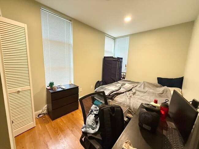 Building Photo - 299 Dudley St