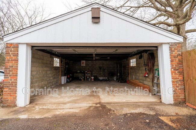 Building Photo - 1051 Gwynn Dr