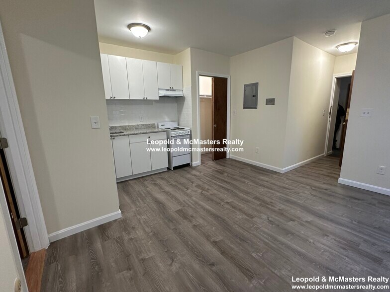 Building Photo - 69 S Huntington Ave