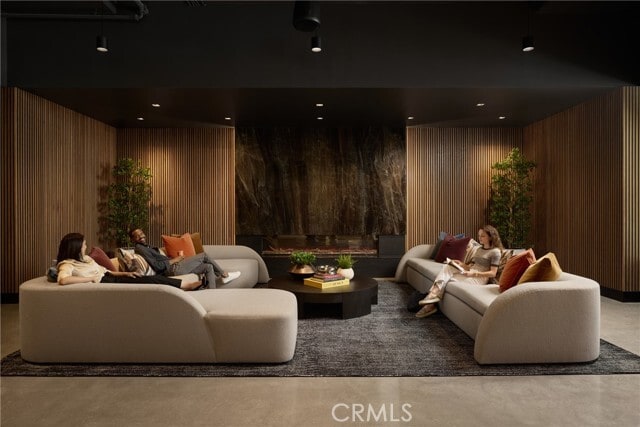 Building Photo - 21010 Erwin St