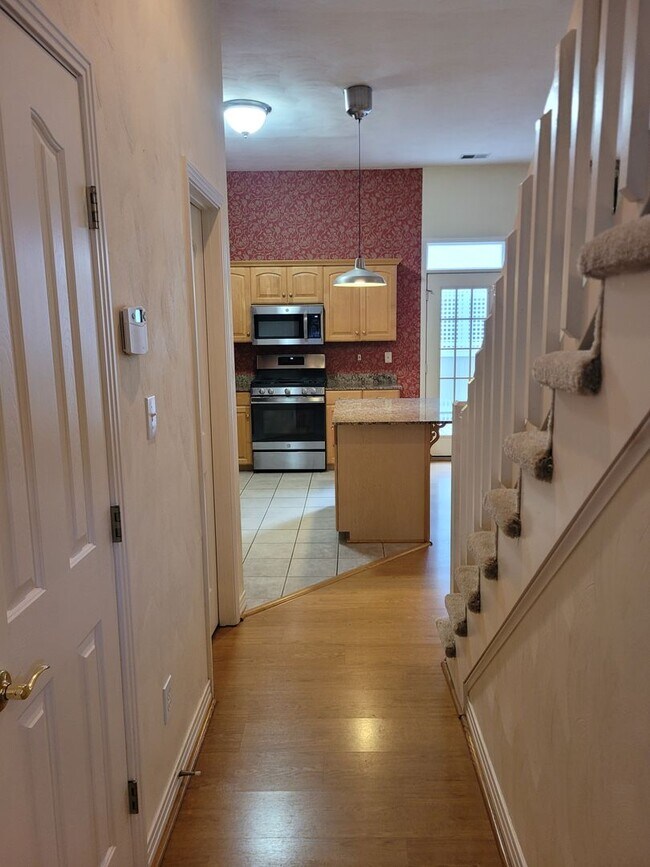 Building Photo - THREE SHIPS LANDING - Four Bedroom Condo