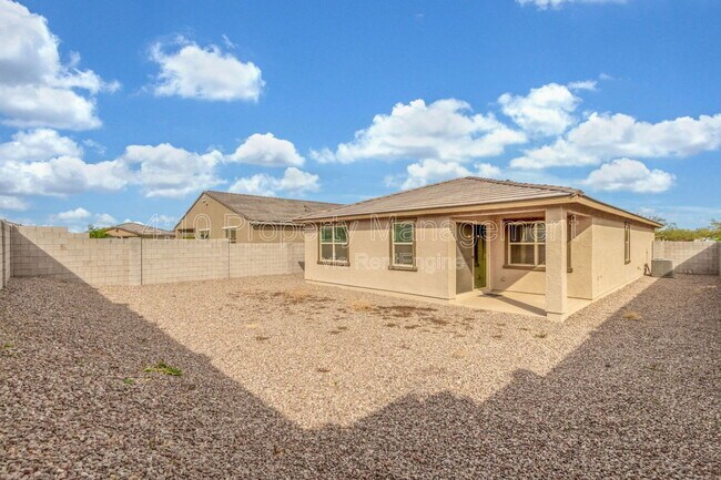 Building Photo - 35395 W Catalan St