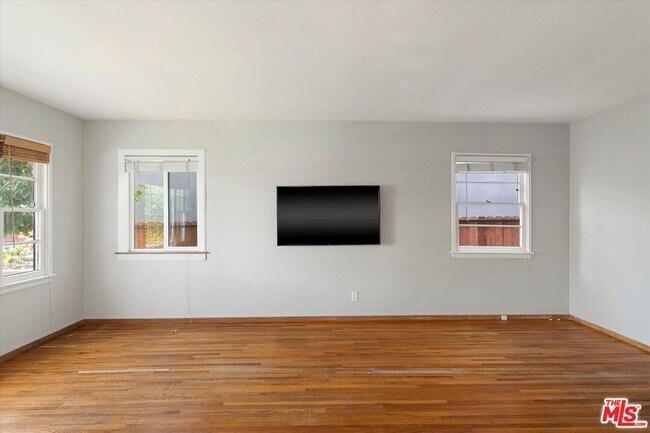 Building Photo - 8666 Cadillac Ave