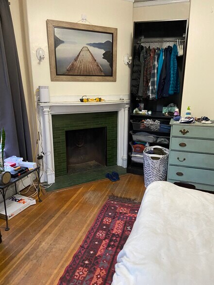 Building Photo - 7 E Manning St