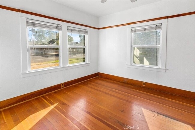 Building Photo - 77 E Main St