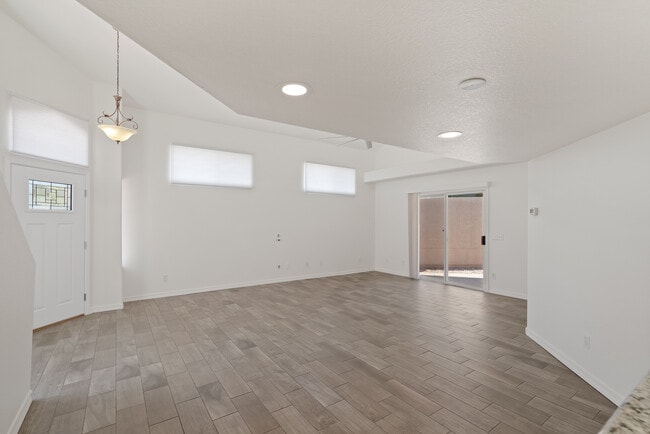 Building Photo - 4295 Desert Springs Trail