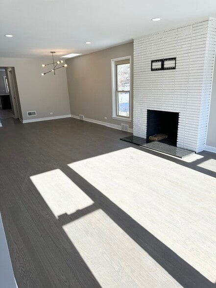 Primary Photo - 2049 Hagen Ln