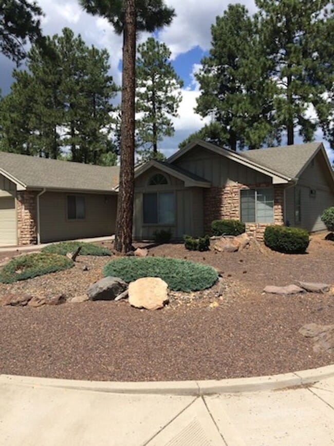 Building Photo - Sweet 3 bedroom single level home in Bould...