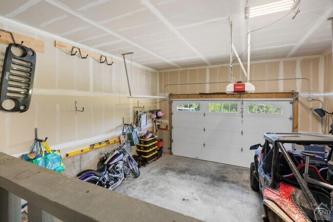 Building Photo - 174 Grove School Rd