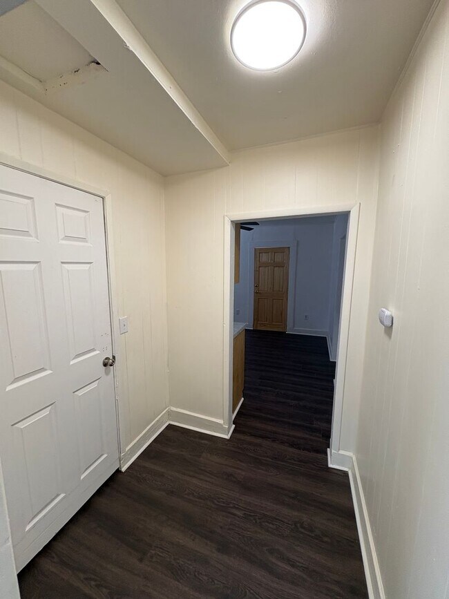 Building Photo - 4116