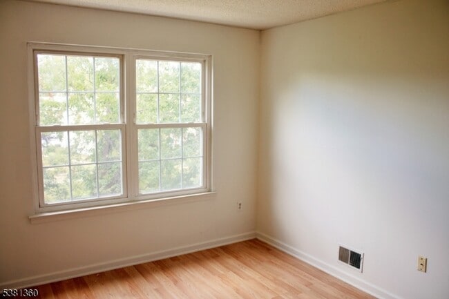 Building Photo - 816 Breckenridge Dr