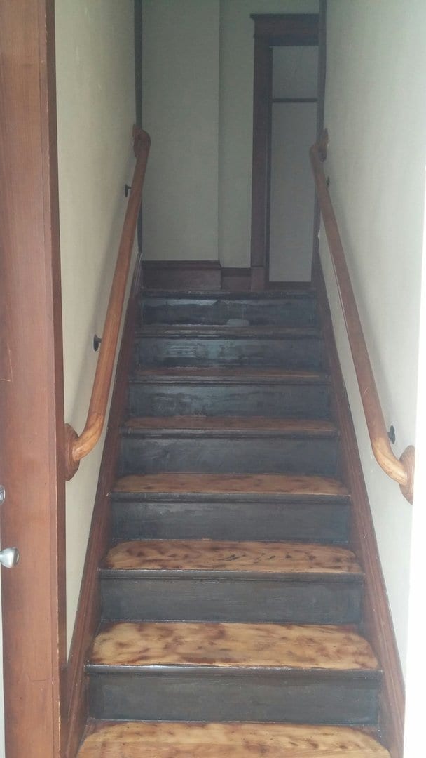 Building Photo - 1002 Burr