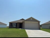 Building Photo - Brand New Built 3 Bedroom House