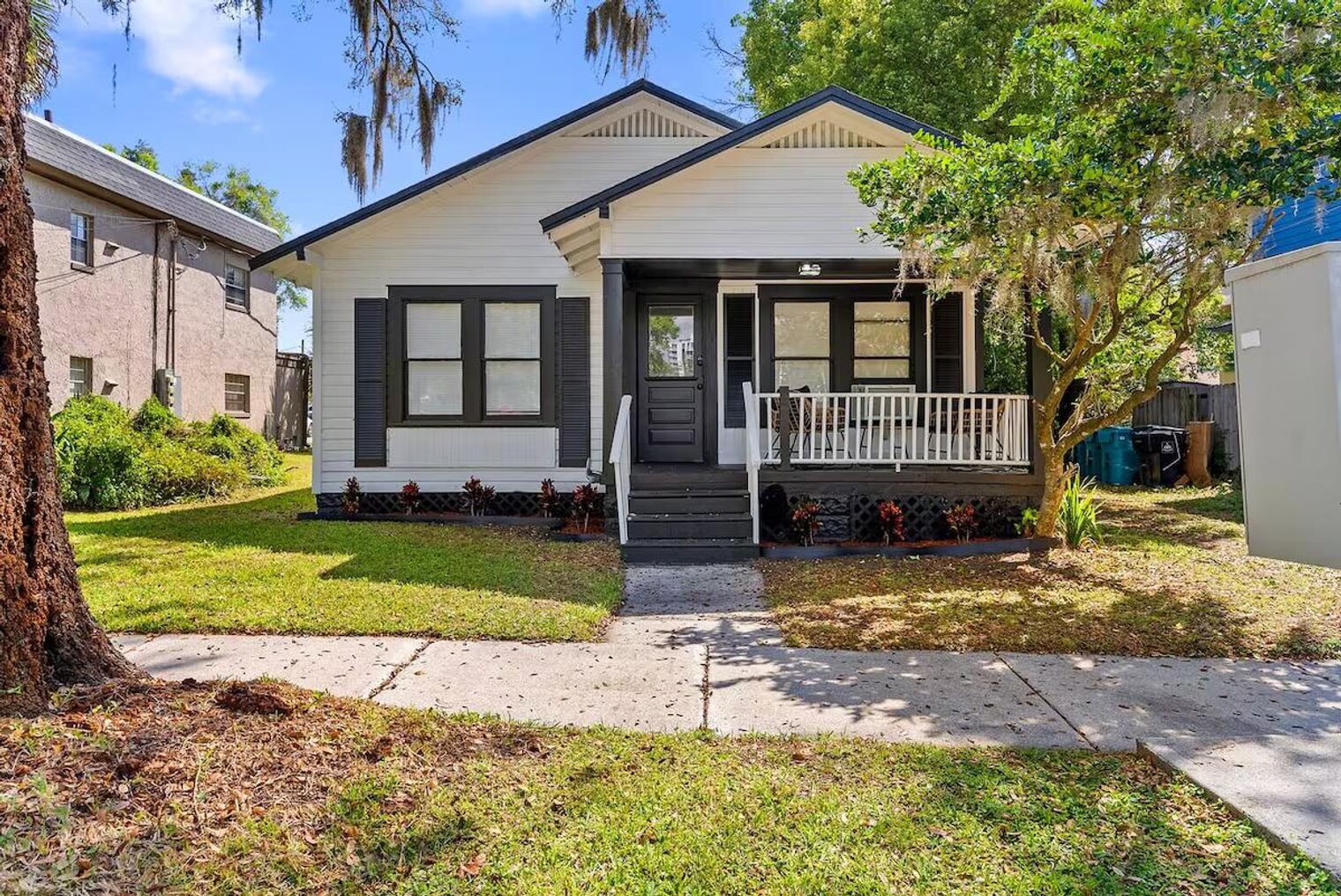 Building Photo - 412 Harwood St