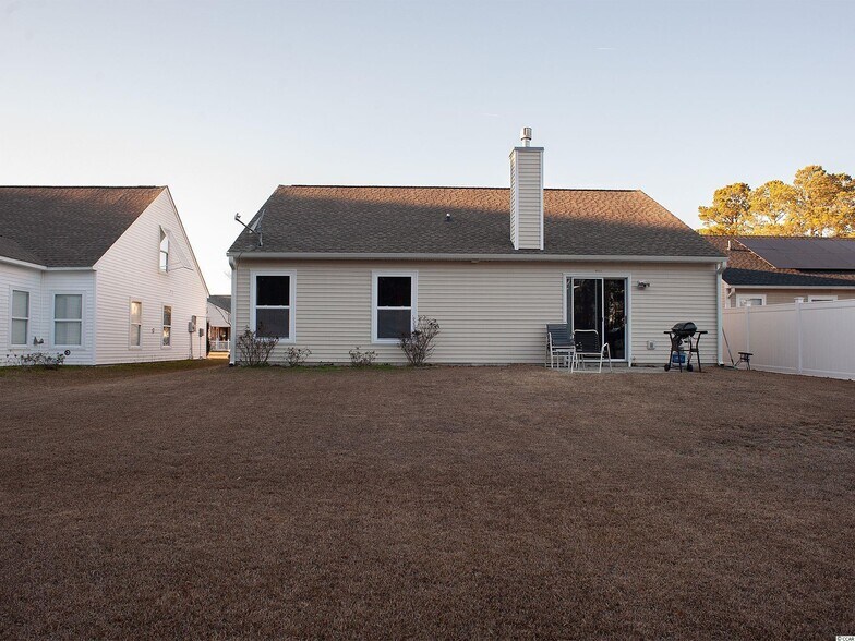Building Photo - 456 Bellegrove Dr