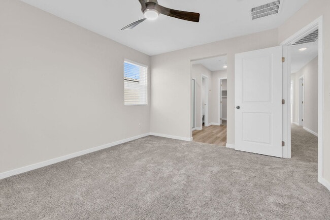 Building Photo - BRAND NEW - NEVER LIVED IN 3 BR/2.5 BA Townhouse across the street from Henderson Hospital and Me...