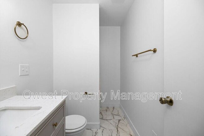 Building Photo - 3477 Blackwood Dr