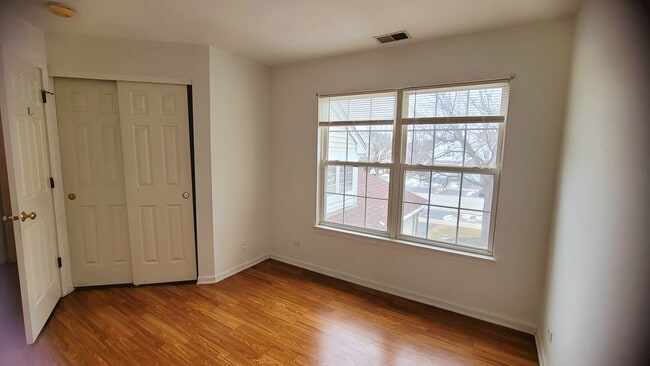 Building Photo - 2125 Fulham Dr