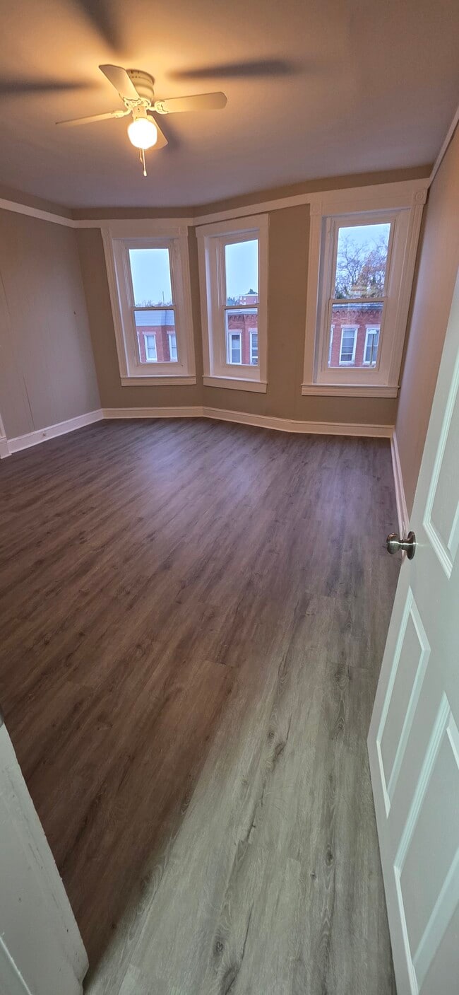 Building Photo - 311 N Calhoun St