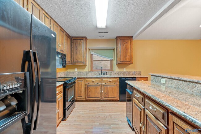 Building Photo - 115 Telluride Dr