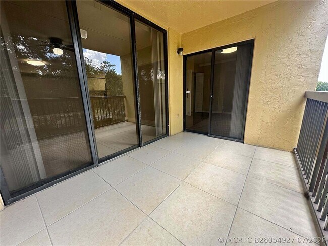 Building Photo - 5701 Riverside Dr