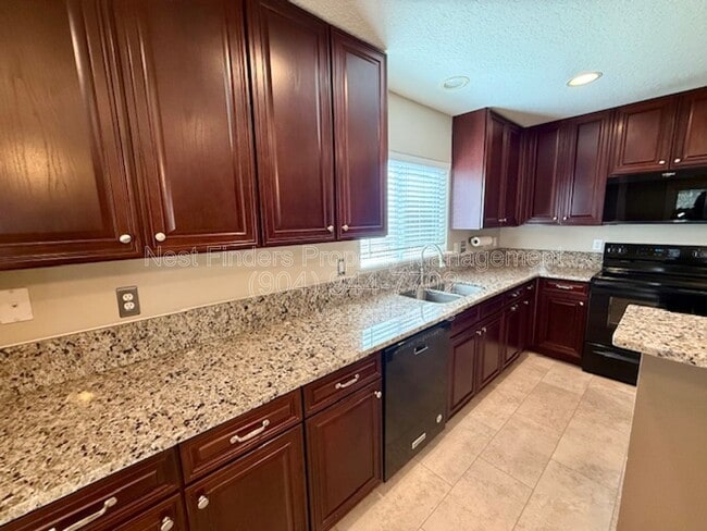 Building Photo - 162 Bedstone Drive