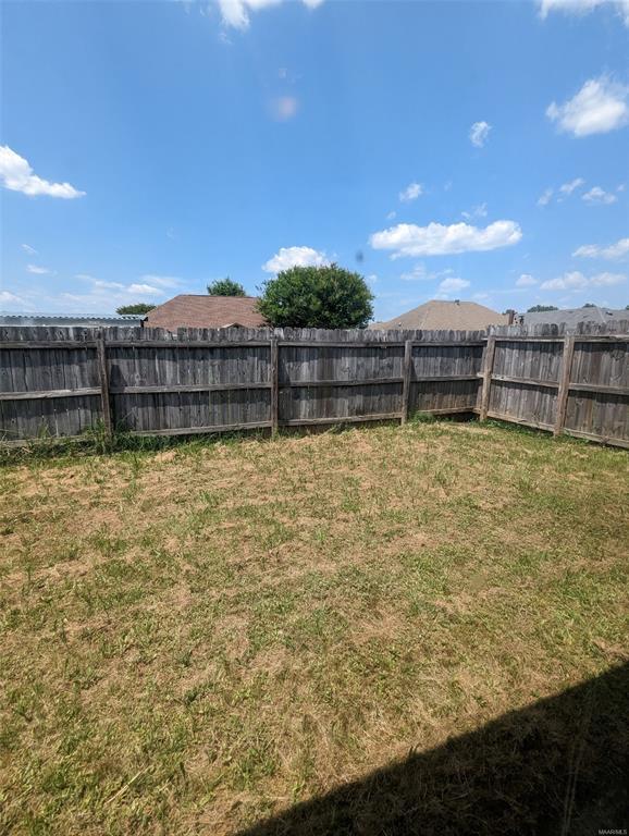 Building Photo - 129 Pine Meadows Cir