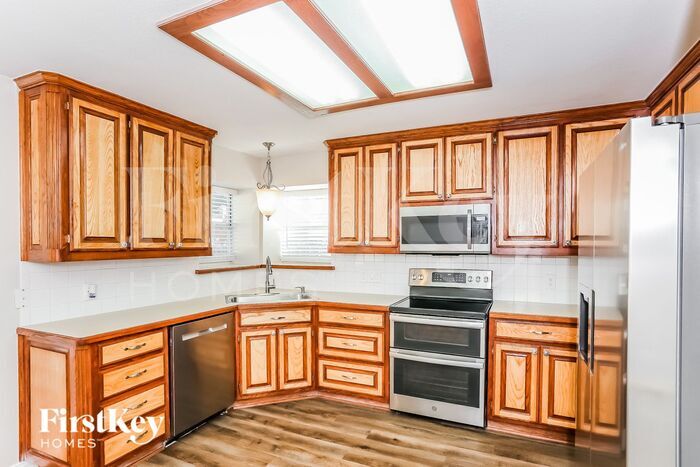 Building Photo - 2513 Elliott Ave