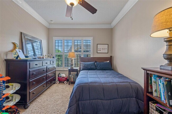 Building Photo - 672 Pensacola Ln