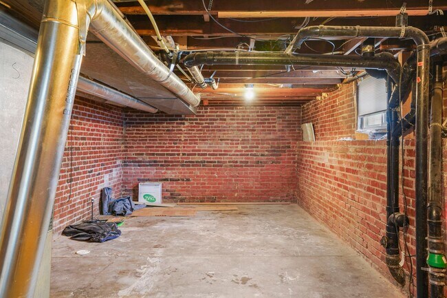 Building Photo - 5350 Tejon St