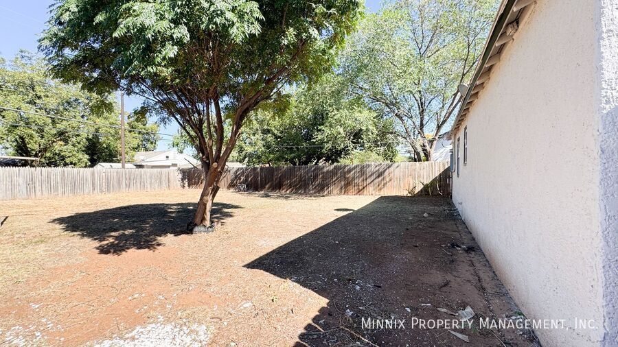 Building Photo - 3004 39th St