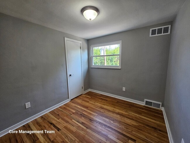 Building Photo - Amazing 3 Bedroom house Located in Lawrenceville!