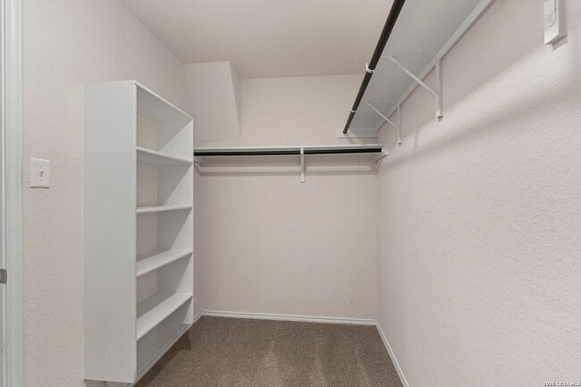 Building Photo - 3 Bedroom/2 Bath Redbird Ranch Subdivision