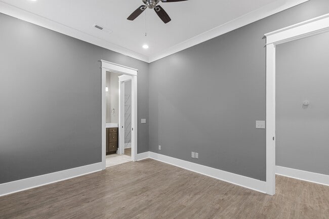 Building Photo - 1705 Double Oak Trl