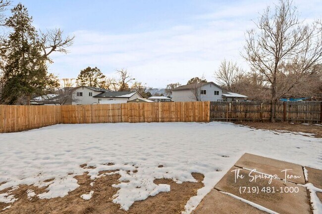 Building Photo - 210 Kilmer Ct
