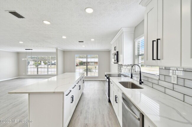 Building Photo - 2793 Greenridge Rd