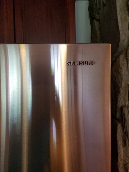 Samsung refrigerator. - 665 Harpeth Bend Dr