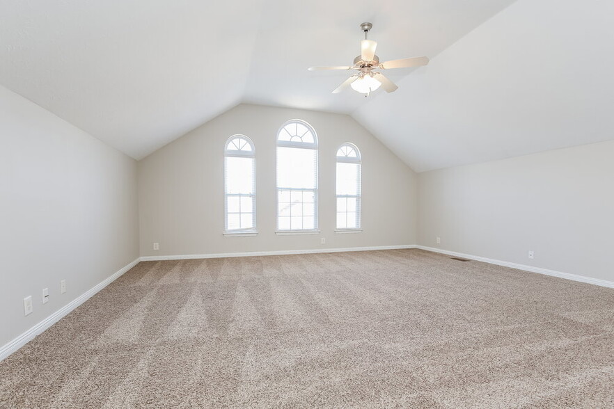 Building Photo - 151 Mary Joe Martin Dr