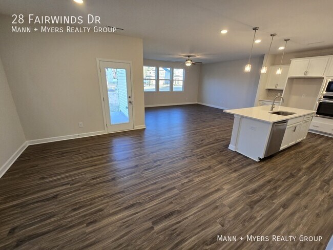 Building Photo - 28 Fairwinds Dr