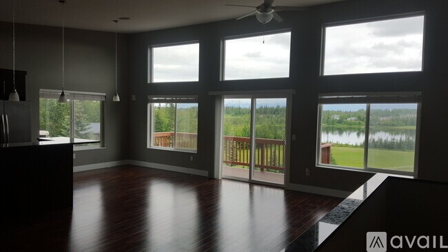 Building Photo - 2949 E Palmdale Dr