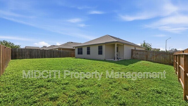 Building Photo - 221 Tule Canyons