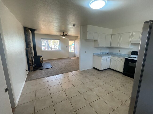 Building Photo - Three Bedroom Bayfield House with Large Fe...