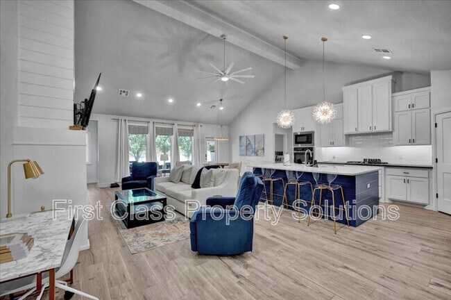 Building Photo - 7317 NW 159th Terrace