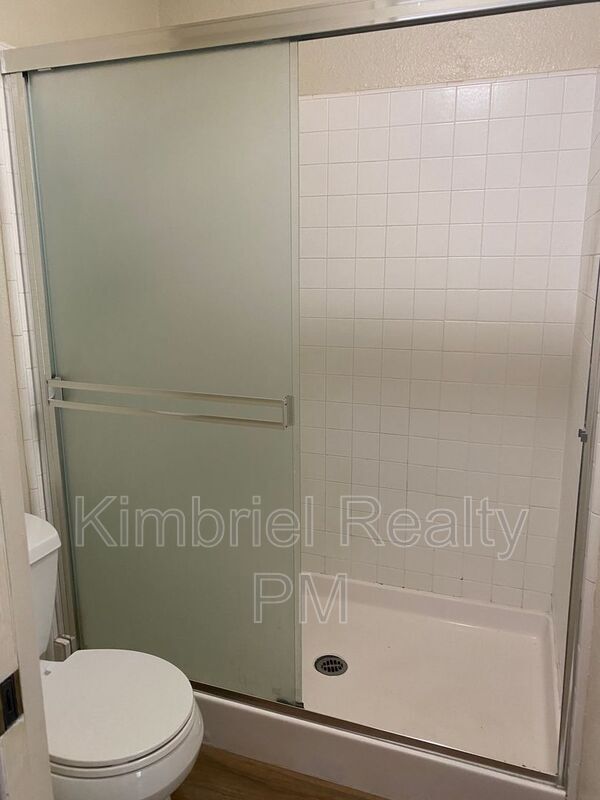 Building Photo - 2928 Stanford Ln